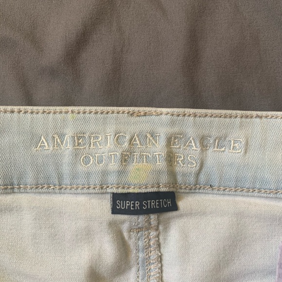 Light Wash Jean Shorts - Picture 7 of 11